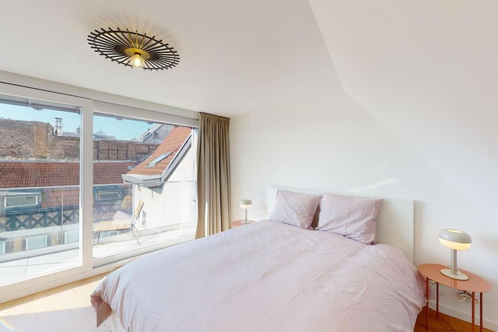 Apartament La Mezzanine Sur Les Toits - Opera/St-Lambert Liège Zewnętrze zdjęcie